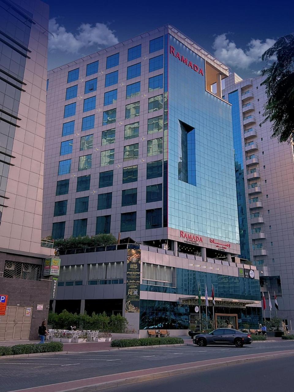 Ramada By Wyndham Dubai Barsha Heights Hotel Exterior foto